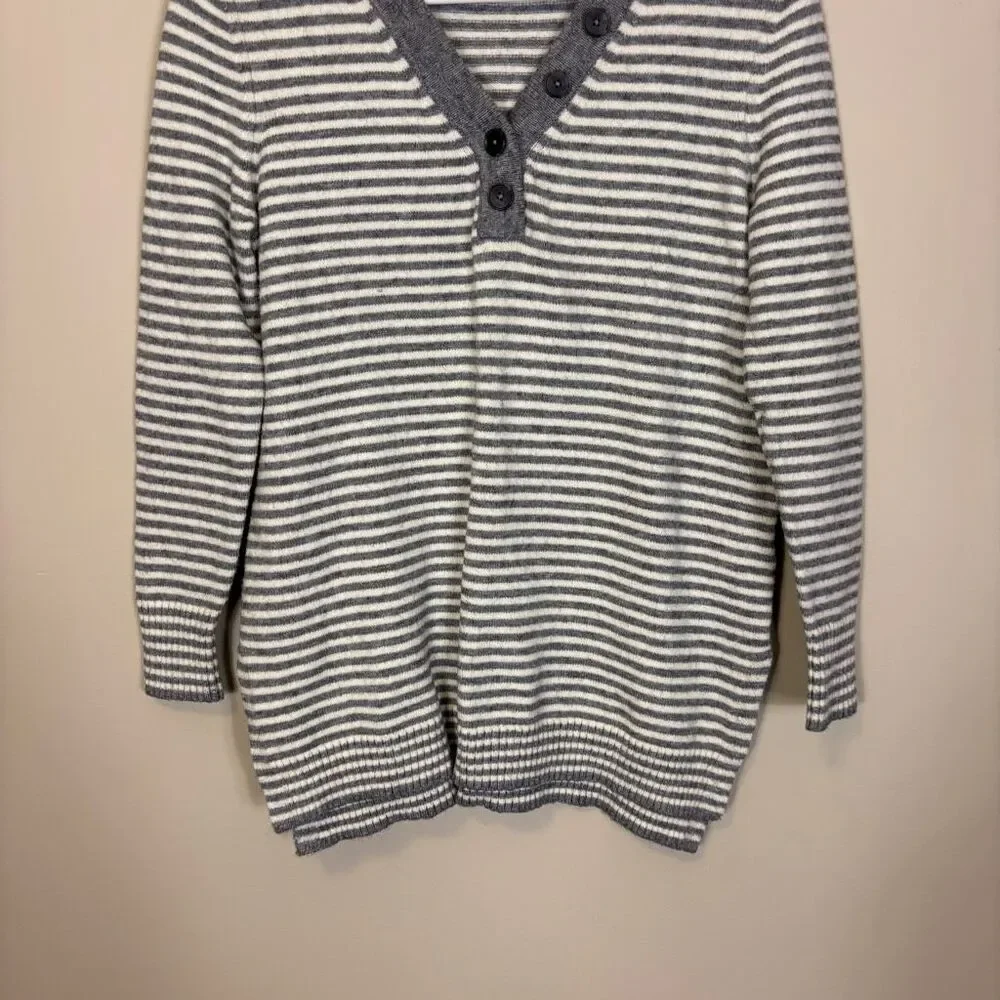 Anthropologie Grey and White Striped Button Henley Pullover‎ Sweater XS